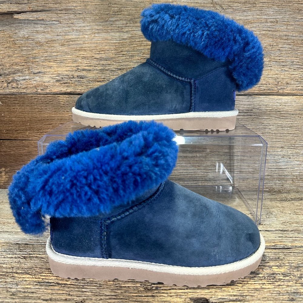 UGG Women's Selene Short Winter Boots Navy Ankle Size 7